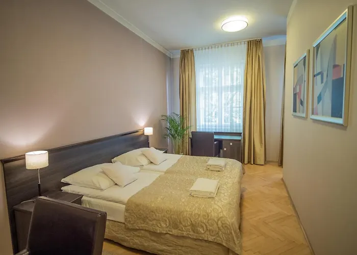 Dom Profesorski Im. Stanislawa Pigonia מלון