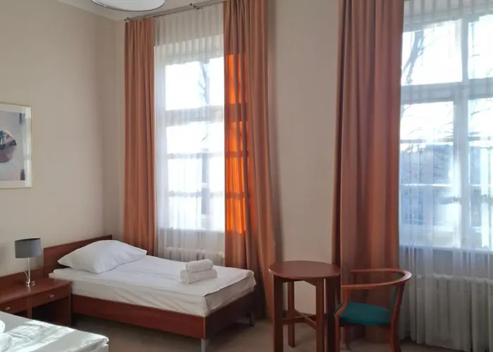 Dom Profesorski Im. Stanislawa Pigonia מלון