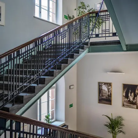 Dom Profesorski Im. Stanislawa Pigonia Hotell *