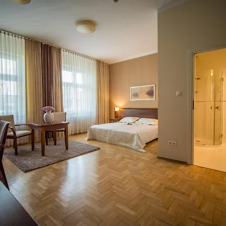 Dom Profesorski Im. Stanislawa Pigonia * Krakov